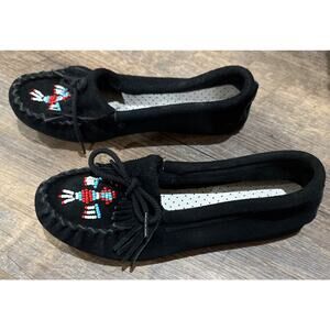 Minnetonka Thunderbird Moccasin Size 7 Loafer Shoe Beaded Bird Suede Leather